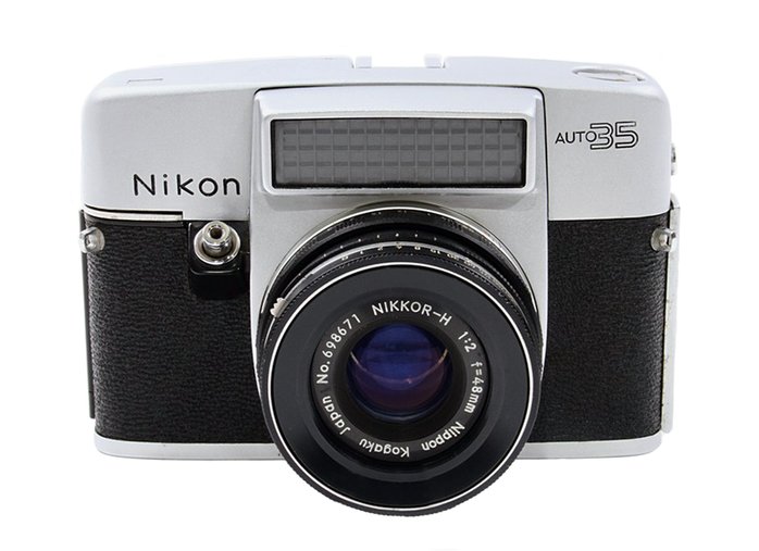 Nikon auto 35 Pentina design